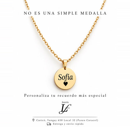 Collar Medalla Personalizada Baño de Oro 18K, Grabado Láser